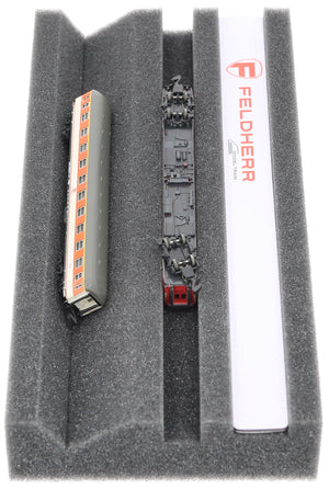 Feldherr Premium Locomotive Bed Z Gauge with Magnetic Strip (240 mm) – Perfect maintenance and repair for model railways