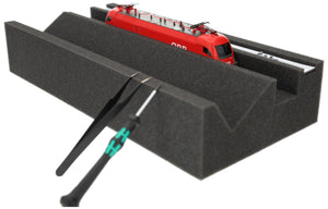 Feldherr Premium Cradle Gauge HO with magnetic strip (360 mm) – Perfect maintenance and repair for model railways